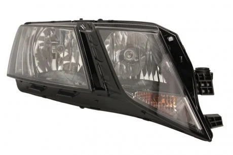 Фара передняя правая галоген + ДХО SKODA OCTAVIA 17- MAGNETI MARELLI 711451000250
