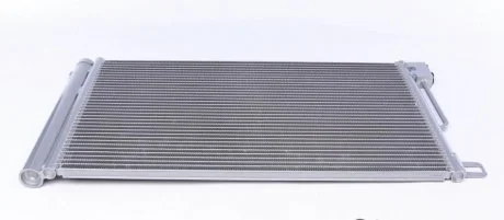 Радіатор кондиціонера MAHLE / KNECHT AC 367 000S