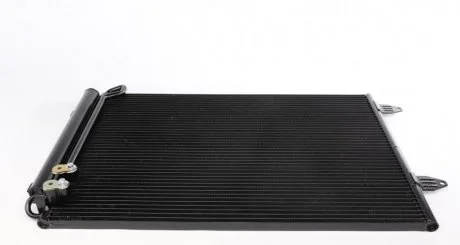 Радиатор кондиционера MAHLE / KNECHT AC 666 000S