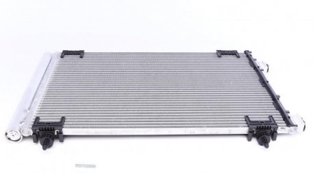 Радиатор кондиционера MAHLE / KNECHT AC 668 000S (фото 1)