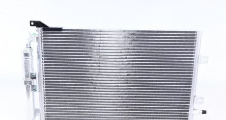 Радіатор кондиціонера MAHLE / KNECHT AC 720 000S