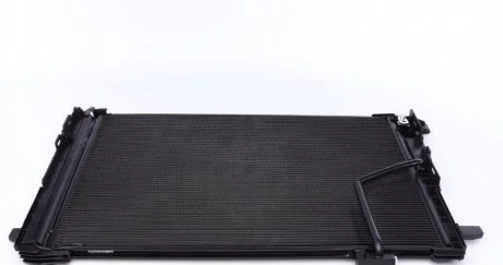 Радиатор кондиционера MAHLE / KNECHT AC 786 000S