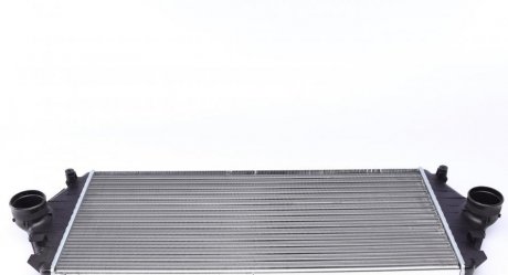 Радиатор интеркулера MAHLE / KNECHT CI 17 000S