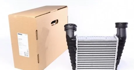 Радиатор интеркулера MAHLE / KNECHT CI 347 000S