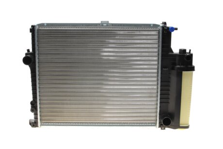 Радиатор 520 mm BMW 5(E39) 2,0-2,8 95-01 MAHLE / KNECHT CR244001S (фото 1)