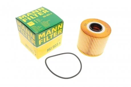 Фільтр олії 2.2/2.5 dCi Master/Trafic/Laguna 01- MANN HU 923X
