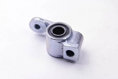 Сайлентблок важеля переднього Peugeot Expert/Citroen Jumpy 2.0 (07-) Metalcaucho 05431
