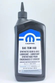 Масло Synthetic Gear Oil 75W-140, GL-5, 1qt. Mopar 68218657AB (фото 1)