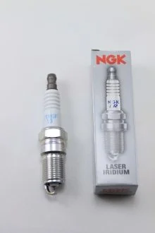 Свеча зажигания FORD, MAZDA NGK ITR6F13