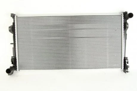 Радіатор охолодження NISSENS 61018A