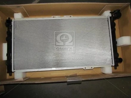 Фото радіатор охолодження MAZDA 323F 1.5-1.8 NISSENS 62382A Радіатор охолодження MAZDA 323F 1.5-1.8 NISSENS 62382A
