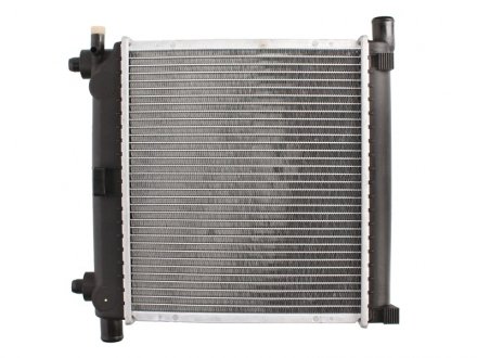 Радиатор охлаждения MERCEDES C-CLASS W201/ E-CLASS W124 NISSENS 62551 (фото 1)