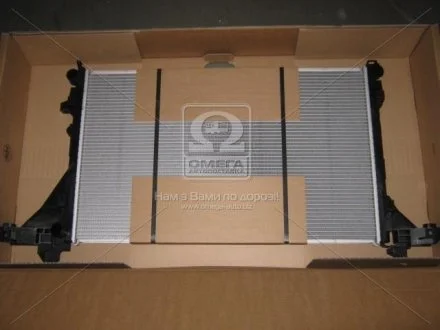 Радіатор основний 2.3DCI rn Opel Movano 10-,Renault Master III 10- NISSENS 630732