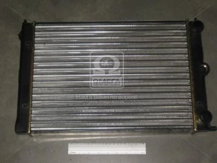 Радіатор охолодження VW JETTA/PASSAT B2/POLO II NISSENS 651631