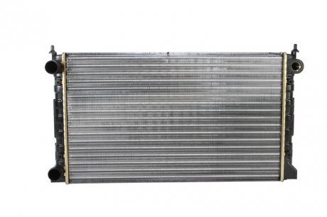 Радіатор охолодження VW PASSAT B3 (88-) 1.6/1.8 NISSENS 651741 (фото 1)