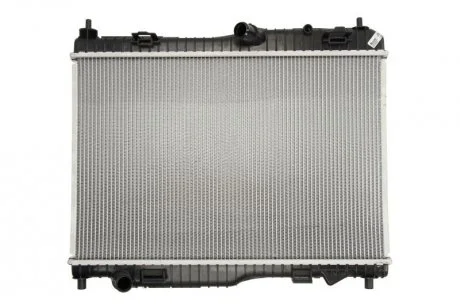 Радиатор охлаждения NISSENS 66858