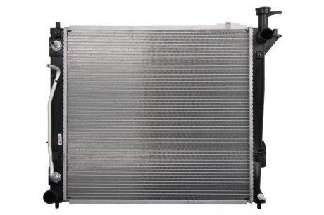 Радіатор охолодження двигуна Hyundai Santa Fe 10- NISSENS 675046 (фото 1)