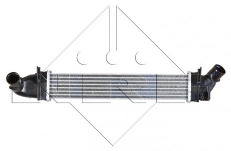 Интеркулер NRF 30380 (фото 1)