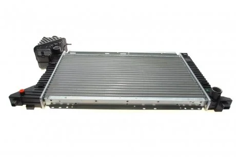 Радиатор основной DB Sprinter 95- NRF 50557
