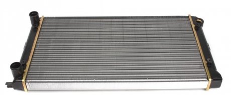 Радиатор охлаждения двигателя VOLKSWAGEN Golf 08/1983> NRF 509501
