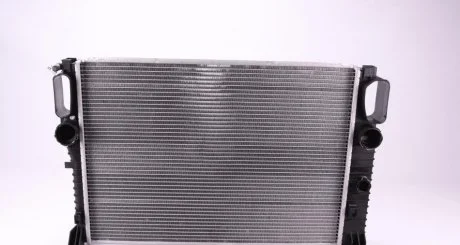 Радіатор охолодження двигуна MERCEDES E class 04/2002> NRF 53422