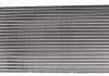 Радиатор охлаждения VW Passat 1.6-2.9 02.88-05.97 NRF 54696 (фото 1)