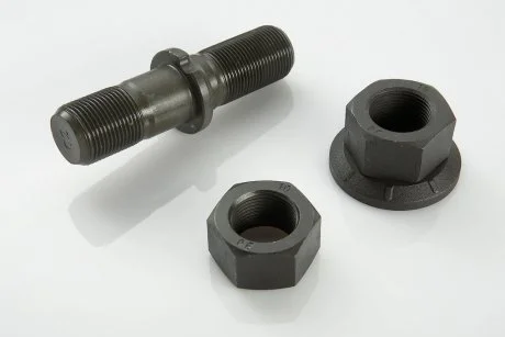 Болт кріплення колеса PE AUTOMOTIVE 067.107-00A
