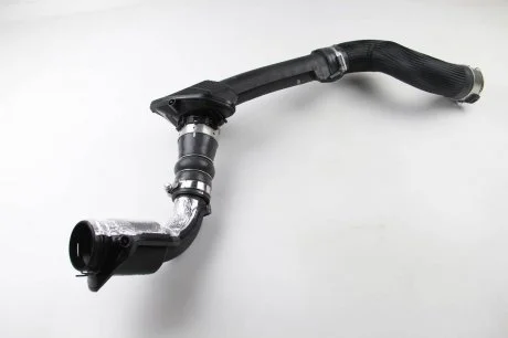 Патрубок интеркулера Megane III/Scenic III 1.5dCi 08- RENAULT 144602487R