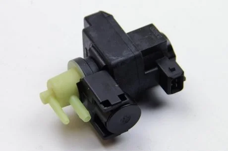 Клапан вмикання турбіни Master/Trafic 2.5dCi 06- RENAULT 82 00 486 264