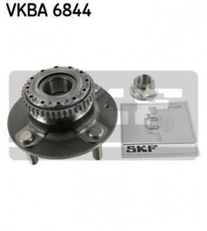 Комплект подшипника ступицы колеса SKF VKBA 6844 (фото 1)