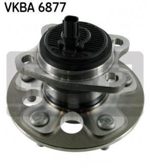 Комплект підшипника маточини колеса SKF VKBA 6877 (фото 1)