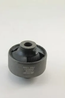 Сайлентблок рычага SKF VKDS 336021