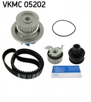 Водяной насос + комплект зубчатого ремня SKF VKMC 05202