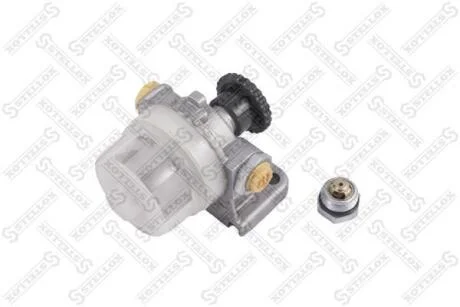 Насос паливний підкачки ручної, з фільтром RVI Kerax/Midlum/Magnum/Premium STELLOX 8200027SX