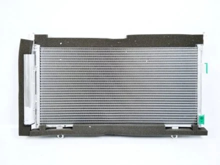 Радиатор кондиционера в сборе SUBARU 73210SG002 (фото 1)