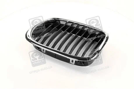 Решетка в капоте лев. BMW 5 E39 TEMPEST 014 0089 991