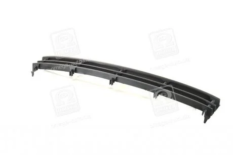 Ґрати бамп. пров. середн. SK OCTAVIA 05-09 TEMPEST 045 0517 910