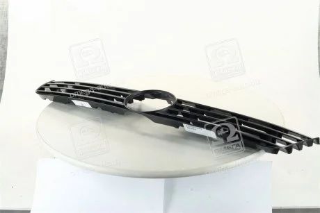 Решетка радиатора VW PASSAT B5 96-00 TEMPEST 051 0608 990