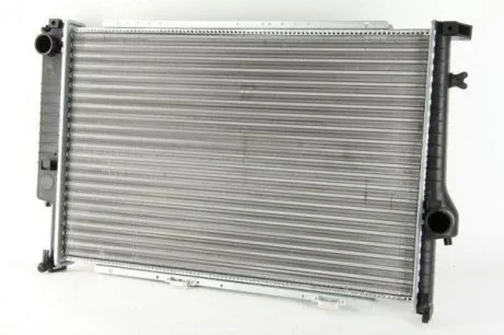 Радиатор THERMOTEC D7B018TT