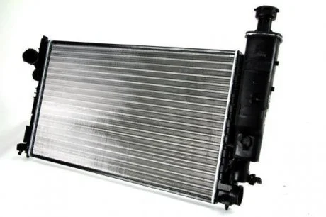 Фото 1 - радіатор THERMOTEC D7P047TT Радіатор THERMOTEC D7P047TT (фото 1)
