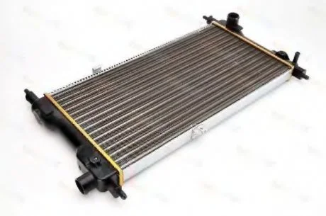 Радиатор THERMOTEC D7X043TT