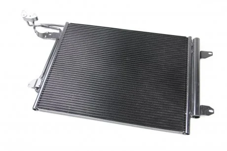 Радіатор кондиціонера, 03- THERMOTEC KTT110020