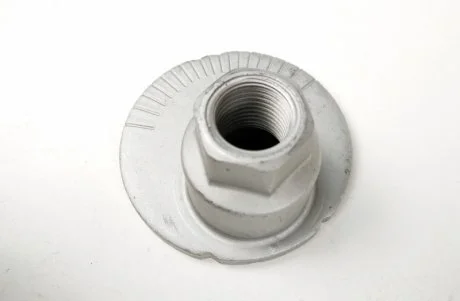 Гайка регулировки схожд-развал LC Prado TOYOTA 48452-35020