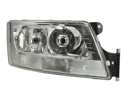 Фара автомобильная TRUCKLIGHT HL-MA007R