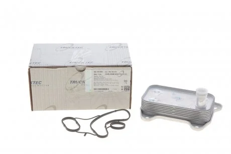 Радиатор масляный, CDI TRUCKTEC 02.18.050