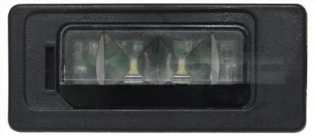 O?WIETLENIE TABLICY REJESTRACYJNEJ VW TYC 15-0389-00-9