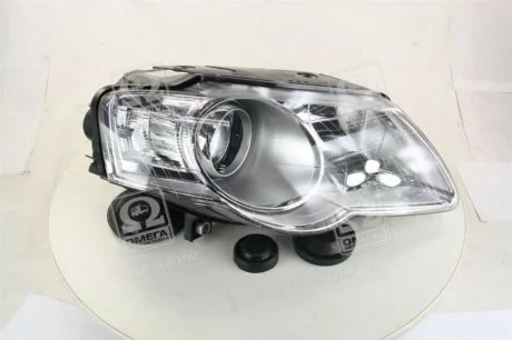 Фара пра. VW PASSAT B6 05 - TYC 20-A733-05-2B