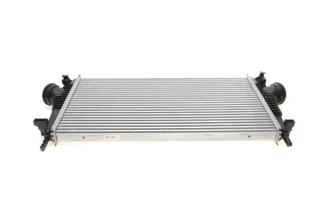 Інтеркулер Valeo 818603