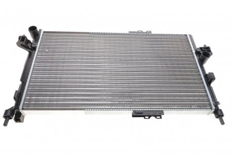 Радиатор (выр-во) Van Wezel 37002305 (фото 1)