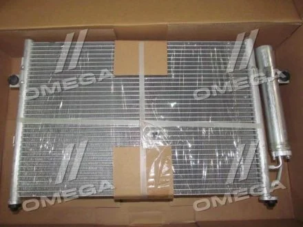 Конденсор кондиціонера HYUNDAI GETZ MT ALL 02- Van Wezel 82005087